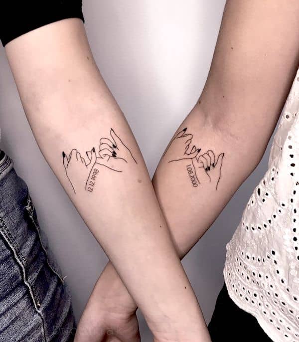 Pinky promise matching tattoos by @kinga_ink - Meaningful tattoos for sisters