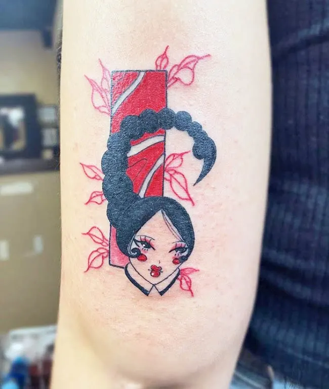 A Japanese red tattoo for Scorpio girls by @veiane