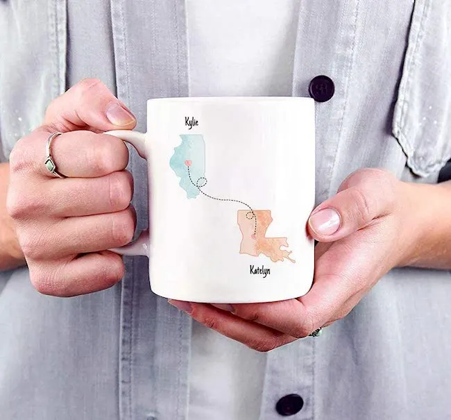 Love across the states - Sweet gifts for long-distance couples