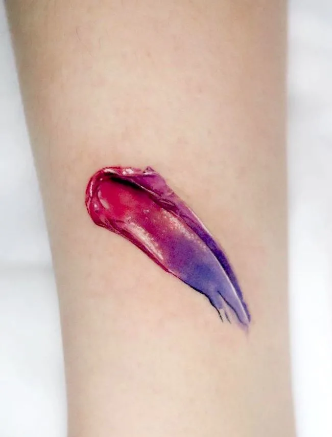 A gradient shade of paint by @eunb.tt_