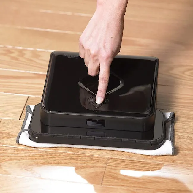 Robot vacuum cleaner_ best gifts for Gemini