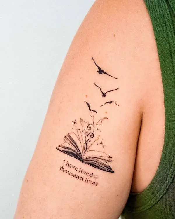 Books teacher tattoo by @studiobysol