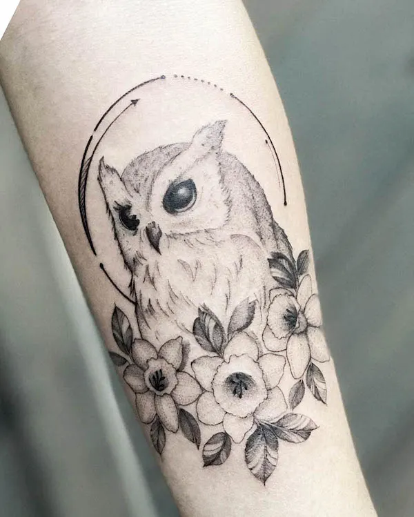 Black and grey flowers and owl tattoo by @davidbaisatattoos
