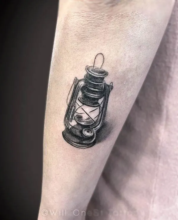 The lamp forearm tattoo by @will_onest_tattoo