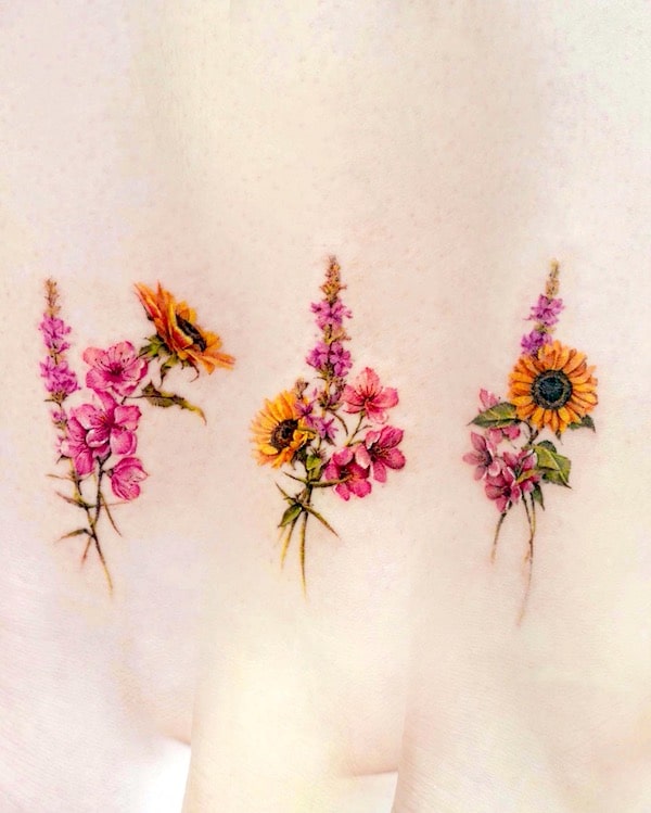 Flower tattoos by @tilda_tattoo