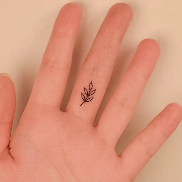 18 Leaf Tattoo Ideas For Women  Styleoholic