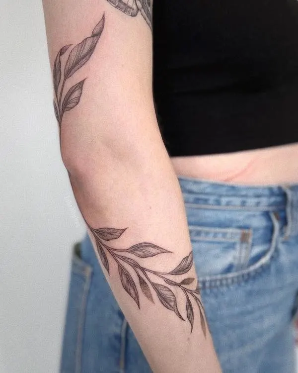 Delicate Pothos Vine Tattoo by soil  Tattoogridnet