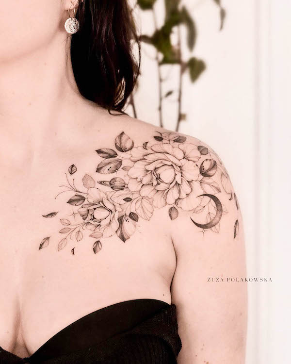 Collarbone Tattoo Ideas | TattoosAI