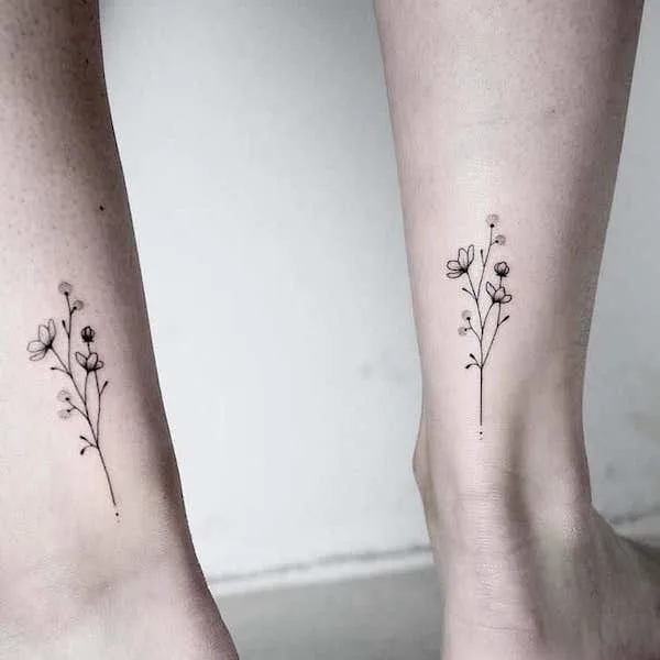 19 Feminine Tattoos That Will Make You Feel Like Venus Emerging From the  Sea Foam