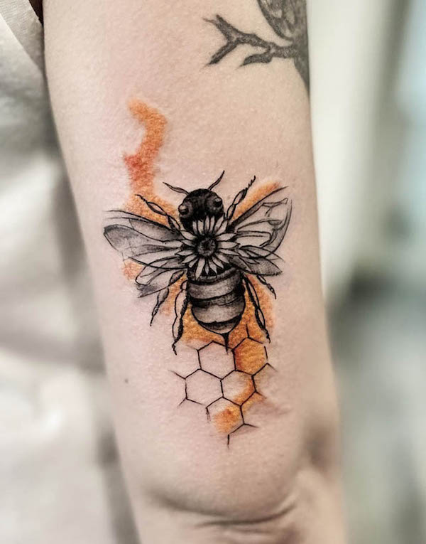 beehive pattern tattoo