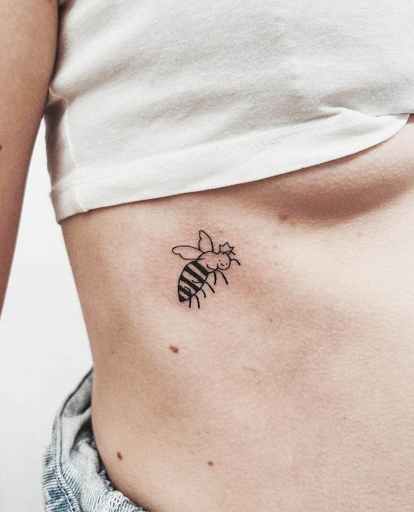 Bee rib tattoo by @na.nago_