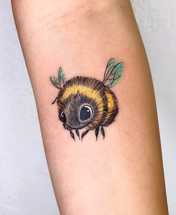 Cute bee tattoo by @monica.tattoos