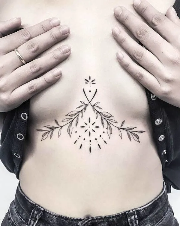 30 Sexy Under Breast Tattoo Design Ideas for Women