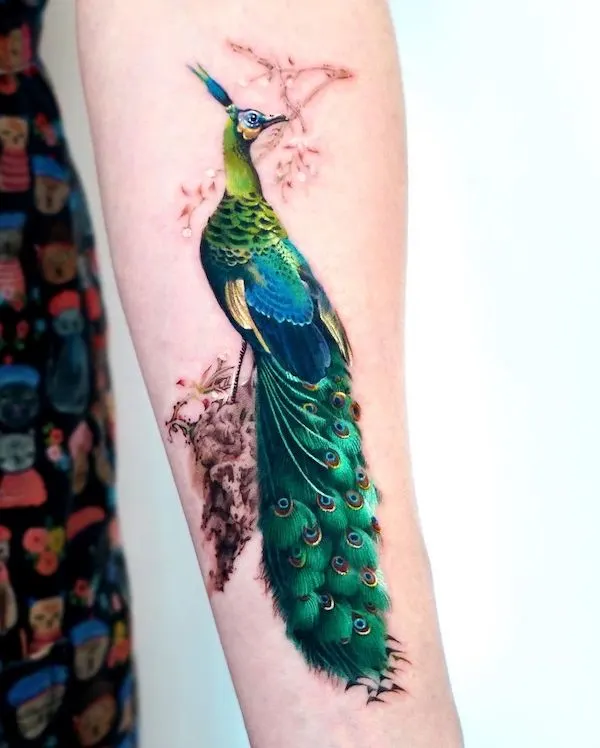Stunning intricate peacock tattoo by @mooongnyum_tattoo