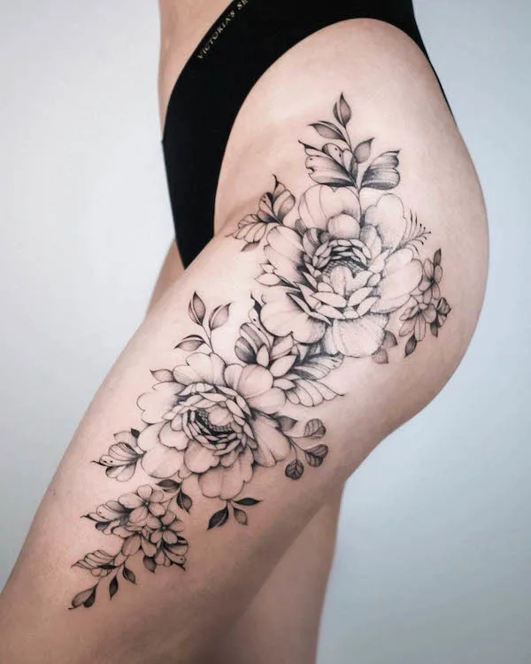 rose thigh tattoo by @mafmonroy
