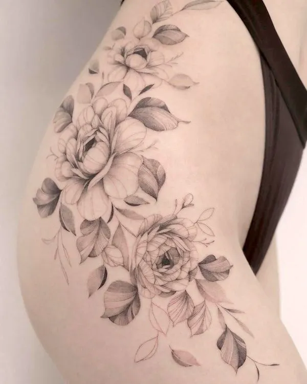 46 Beautiful Hip Tattoos For Women with Meaning