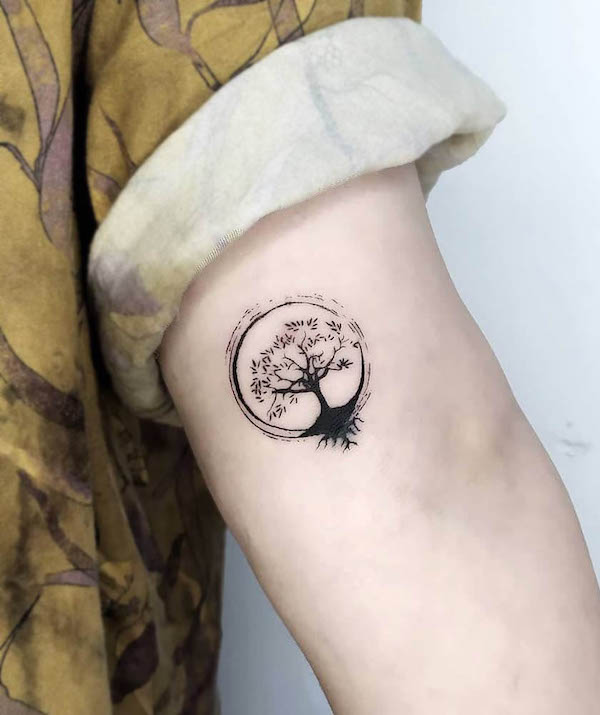 Thiết kế thể hiện tình yêu đối với thiên nhiên với Life Tree Tattoo và các ý tưởng thiết kế khác