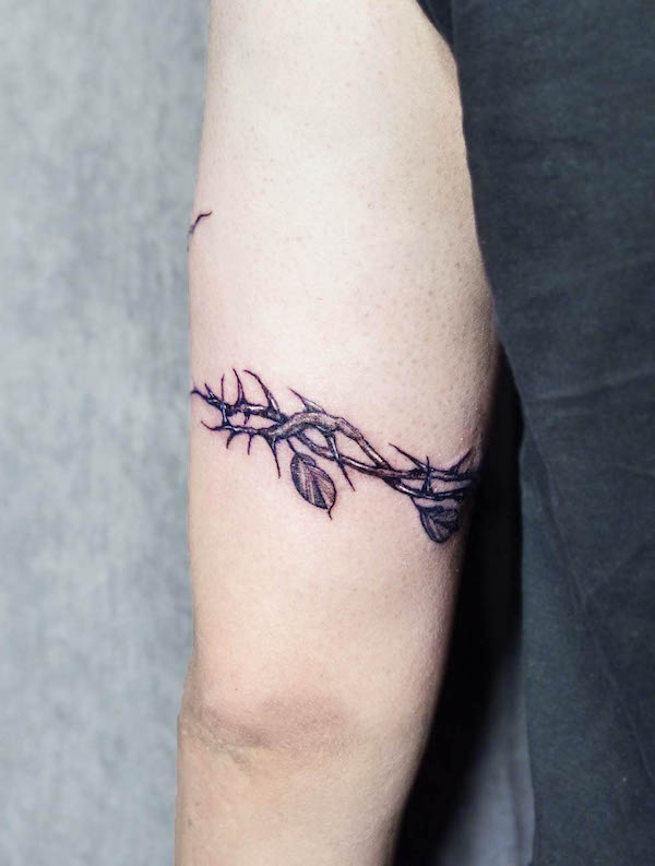 Top 61 Barbed Wire Tattoo Ideas  2021 Inspiration Guide  Barbed wire  tattoos Armband tattoos for men Tattoos for guys