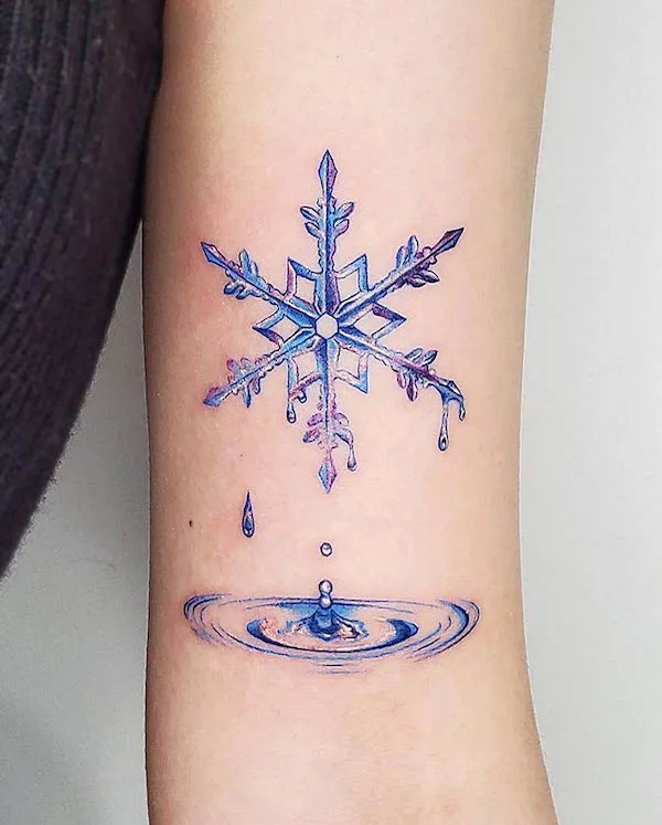 Snowflakes tattoo ❄️ #Snowflake #Tattoo #Saniderm #sanidermremoval #ch... |  TikTok