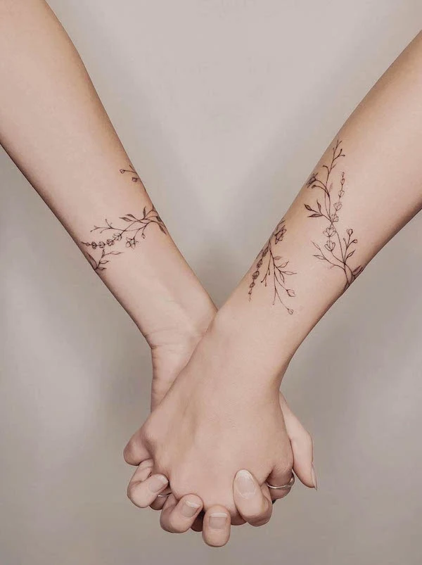 60 Amazing Best Friend Tattoos for BFFs - TattooBlend