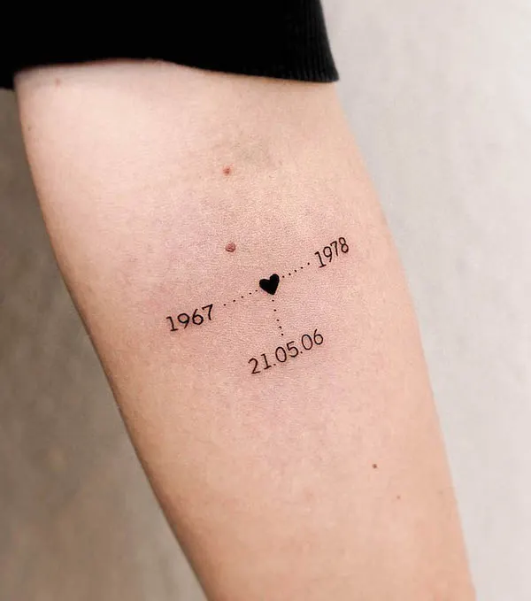 25 Classic Birth Clock Tattoos  Design Inspiration  Tattoo Glee