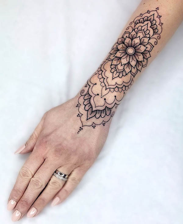 82 Designer And Intricate Mandala Tattoo Ideas For Wrist  Psycho Tats