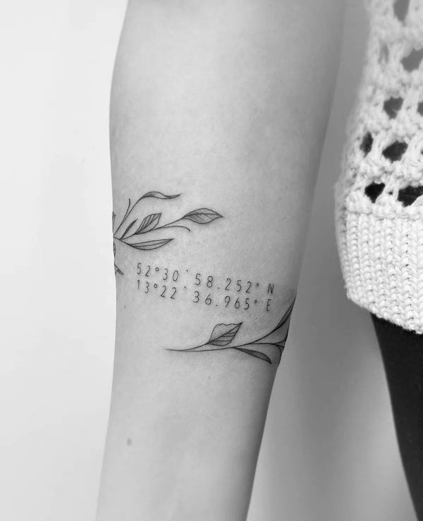 54 Bracelet Tattoos That Are Better Than Jewelry - Our Mindful Life