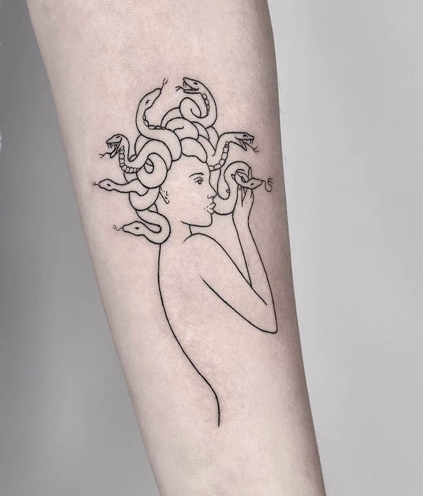 Marble Medusa tattoo by Kelli Kikcio  Tattoogridnet