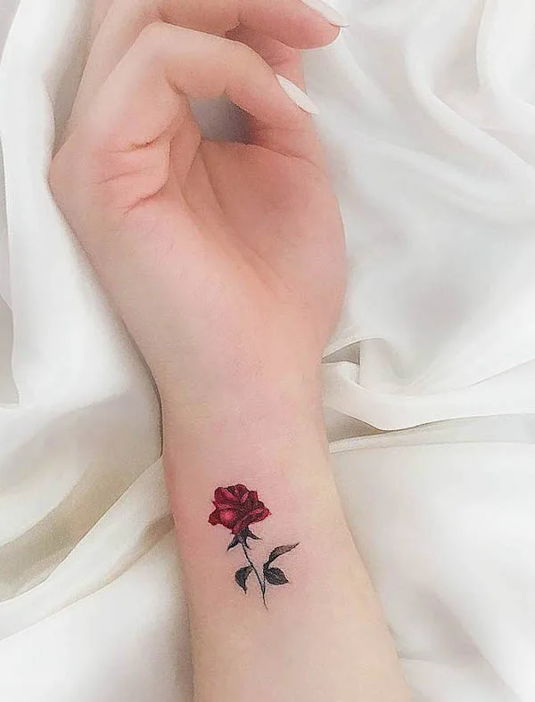 Mini Flower Rose Wrist Tattoo  Tatuagem Tatuagem da bela Tatuagem pulso  feminina