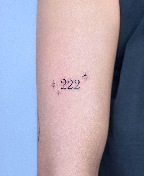 Number 7 Temporary Tattoo - Set of 3 – Tatteco