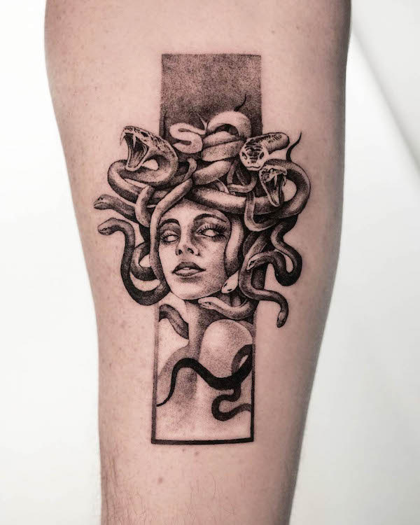 Blackwork Medusa tattoo by @t.moretti.tattoo