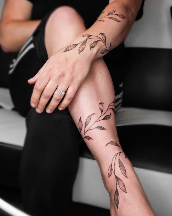 Matching vine tattoos by @inked_era