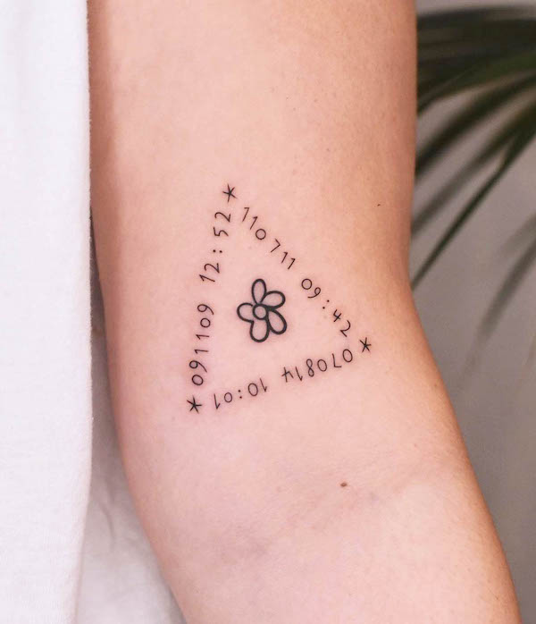 88 Wrist Tattoo Designs That Range From Full-On Snakes To Small Hearts |  Bored Panda