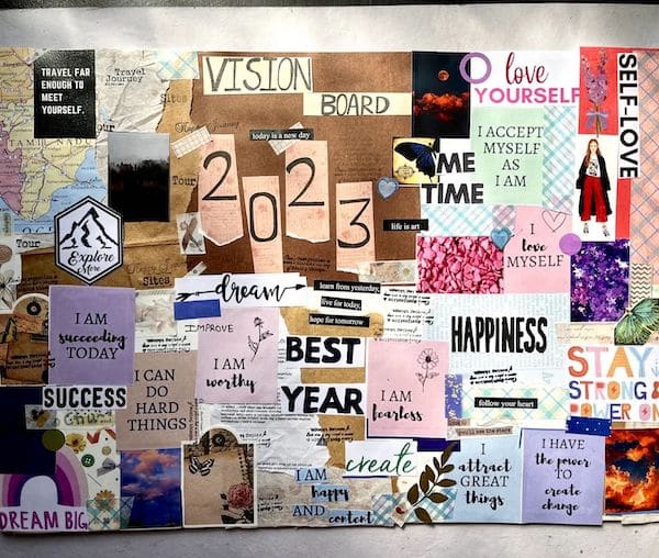 Best year ever vision board by @_chitrography_