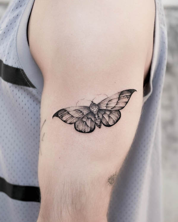 MOTH TATTOO MEANINGS  GET THE LOWDOWN IN 2023  alexie