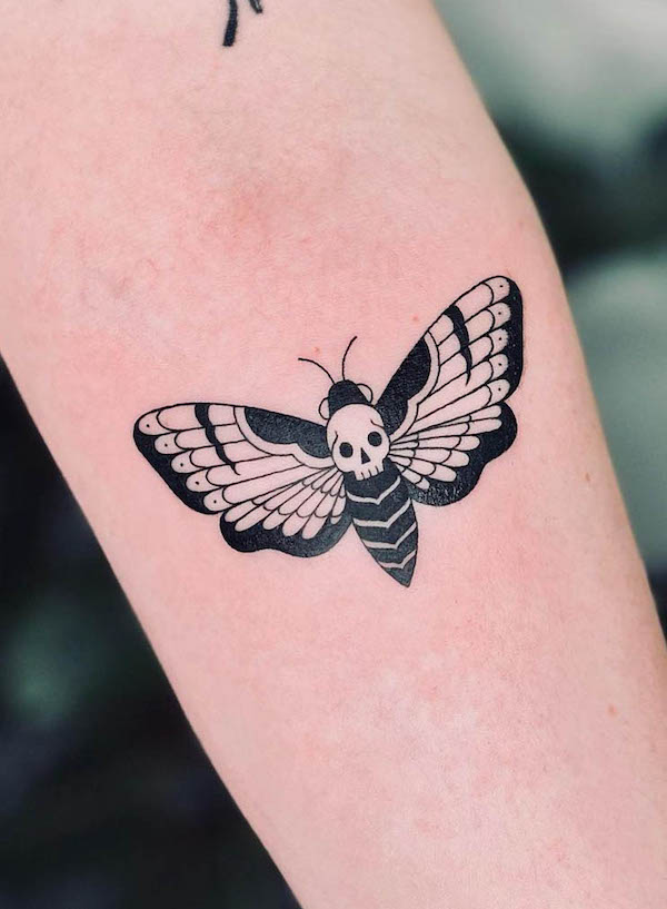 12 Death Moth Tattoo Ideas To Inspire You  alexie