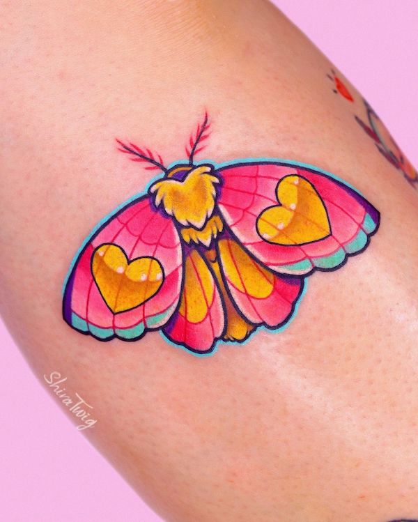 Super cute Io moth tattoo by @shiratwig