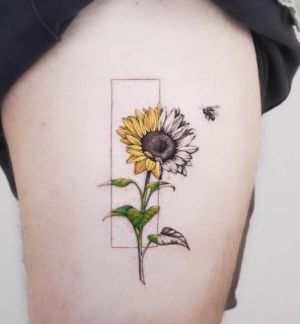 Black and white sunflower and bee tattoo by @elva__ink