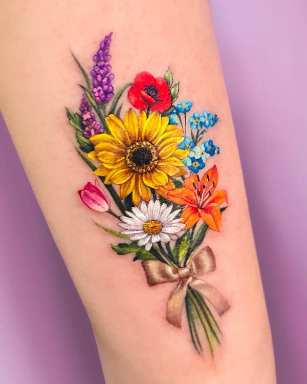 Thanks so much Alison for letting me do your first tattoo ✨❤️ . .  #thightattoo #sunflower #rose #hand #bouquet #fl… | Bouquet tattoo, Flower  bouquet tattoo, Tattoos