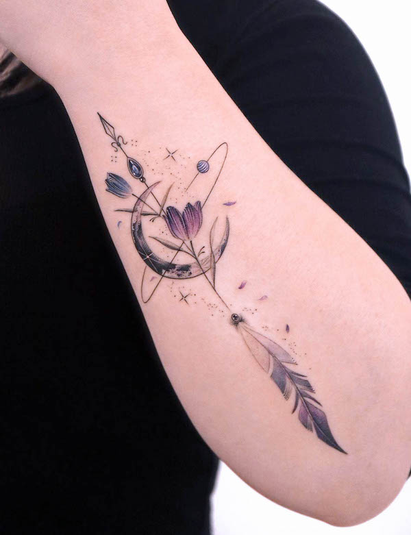 Tulip arrow tattoo by @tattooist_giho_