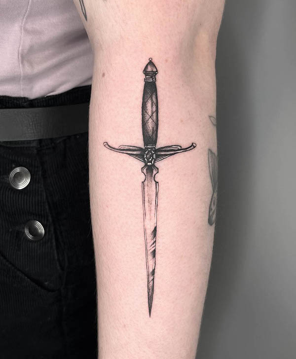 Dagger with Subtle Danger